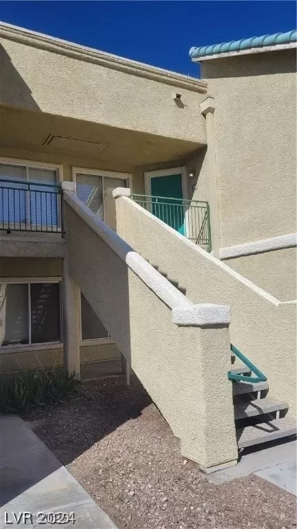 MLS: 2586835 Condo For Sale