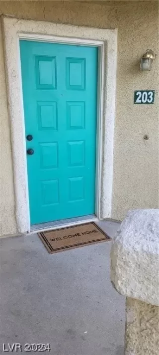 Photo #3: 2586835 Listing