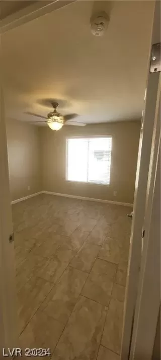 Photo #6: 2586835 Listing