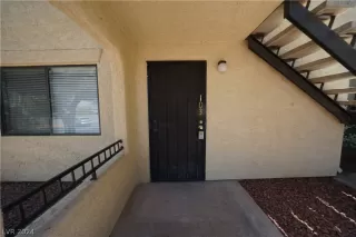 Photo #3: 2586860 Listing 