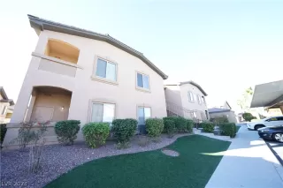 Photo #1: 2586866 Listing 