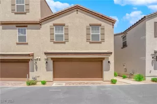 Photo #2: 2586871 Listing