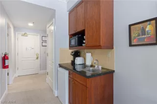 Photo #6: 2586900 Listing 