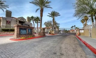 Photo #3: 2586935 Listing 