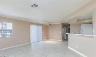 Photo #4: 2586935 Listing 