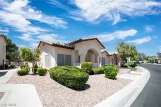 Photo #2: 2586953 Listing 