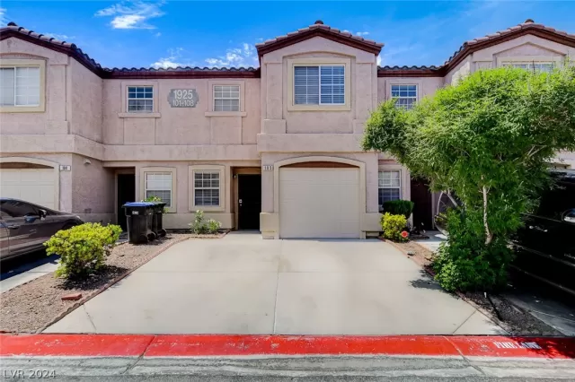 MLS: 2586976 Condo For Sale