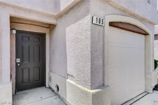 Photo #3: 2586976 Listing