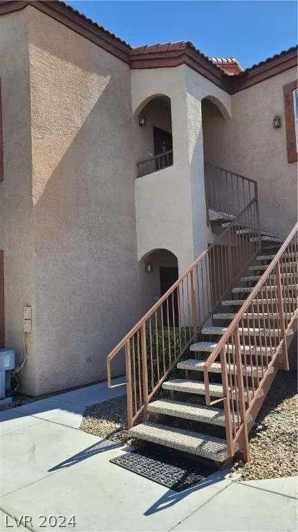 MLS: 2587010 Condo For Sale