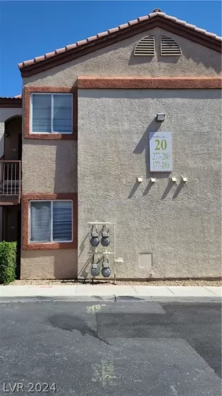 Photo #1: 2587010 Listing