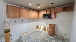 Photo #6: 2587010 Listing