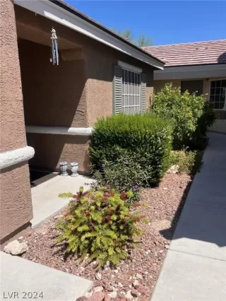 Photo #3: 2587022 Listing 