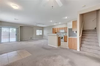 Photo #3: 2587029 Listing