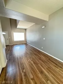 Photo #3: 2587070 Listing 