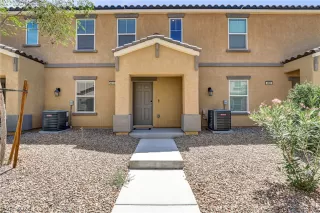 Photo #1: 2587075 Listing 