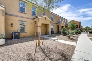 Photo #4: 2587075 Listing 