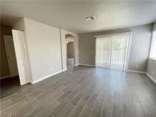 Photo #4: 2587078 Listing 