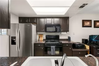 Photo #4: 2587096 Listing 