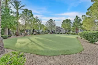 Photo #5: 2587120 Listing