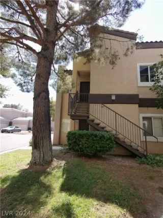 Photo #4: 2587163 Listing