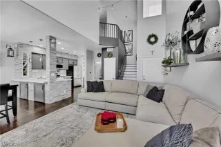 Photo #2: 2587253 Listing 