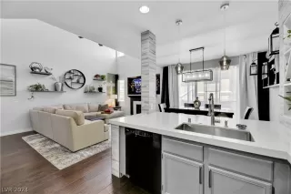 Photo #5: 2587253 Listing 