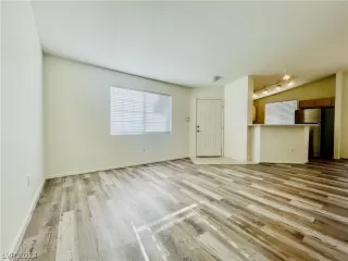 Photo #2: 2587278 Listing 