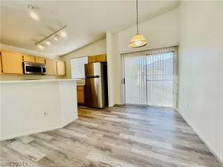 Photo #4: 2587278 Listing 