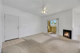 Photo #5: 2587290 Listing