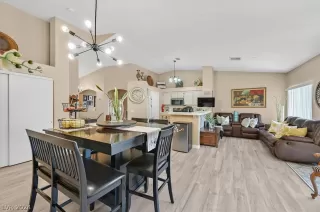 Photo #4: 2587337 Listing 