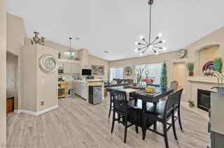 Photo #6: 2587337 Listing 