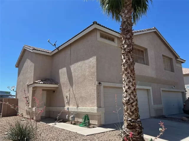 MLS: 2587344 Condo For Sale