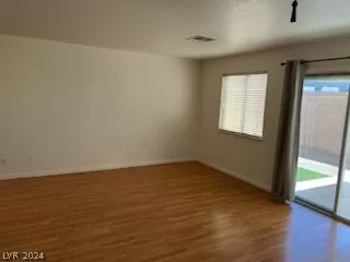 Photo #5: 2587344 Listing 
