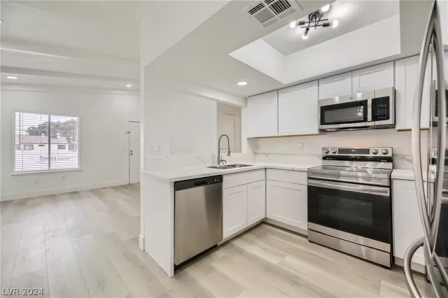 MLS: 2587363 Condo For Sale