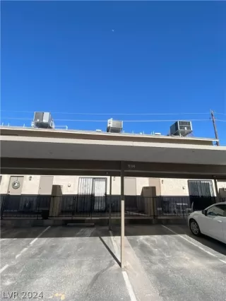 Photo #1: 2587367 Listing