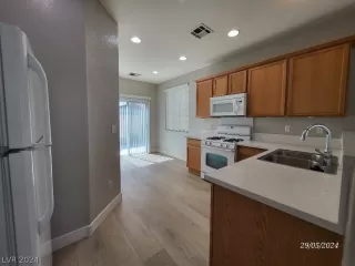 Photo #6: 2587379 Listing 