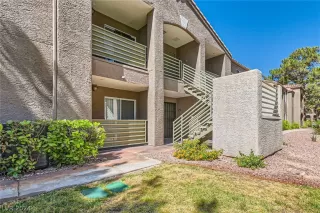 Photo #1: 2587393 Listing 