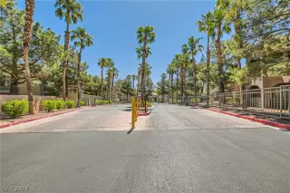 Photo #5: 2587393 Listing 