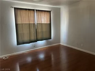 Photo #3: 2587421 Listing 