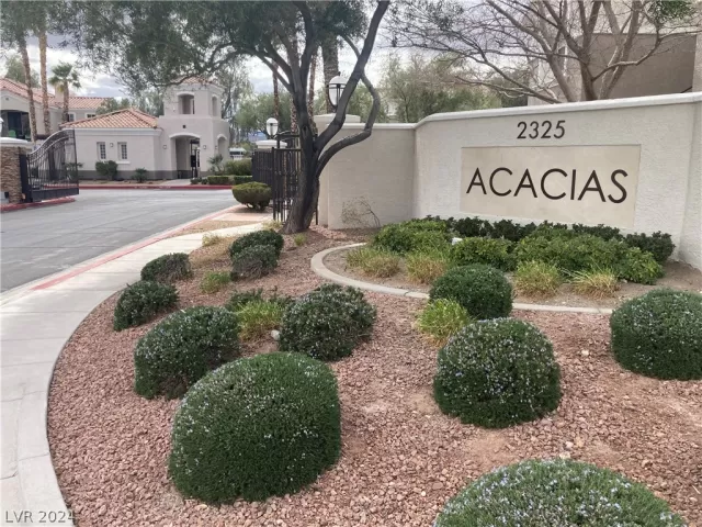 MLS: 2587474 Condo For Sale