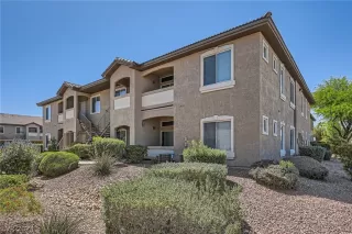 Photo #2: 2587477 Listing