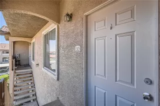 Photo #4: 2587477 Listing