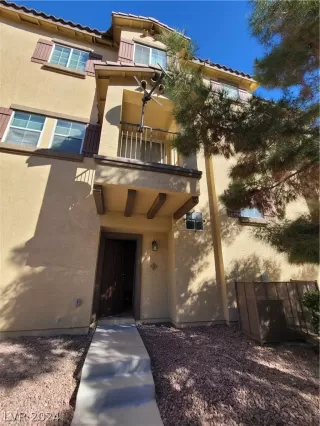 Photo #2: 2587478 Listing 