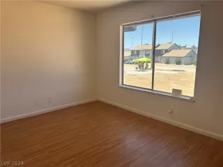 Photo #3: 2587560 Listing 