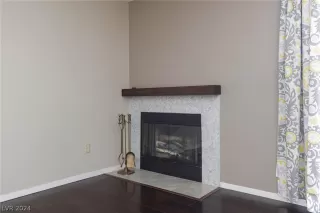 Photo #3: 2587576 Listing