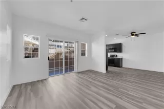 Photo #2: 2587603 Listing