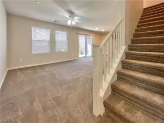 Photo #6: 2587604 Listing