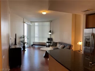 Photo #1: 2587629 Listing 