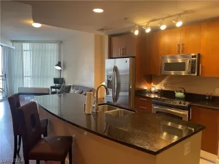 Photo #5: 2587629 Listing 