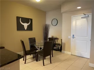 Photo #6: 2587629 Listing 